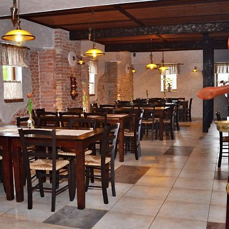 Granarollo Penzion Pizzeria Mlynany 외부 사진